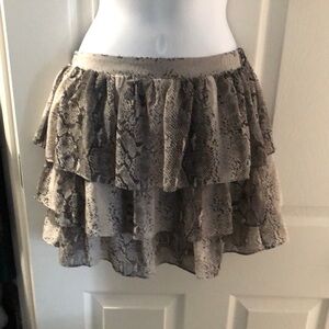 H&M Mini Gray Snake Print Skirt and hat
